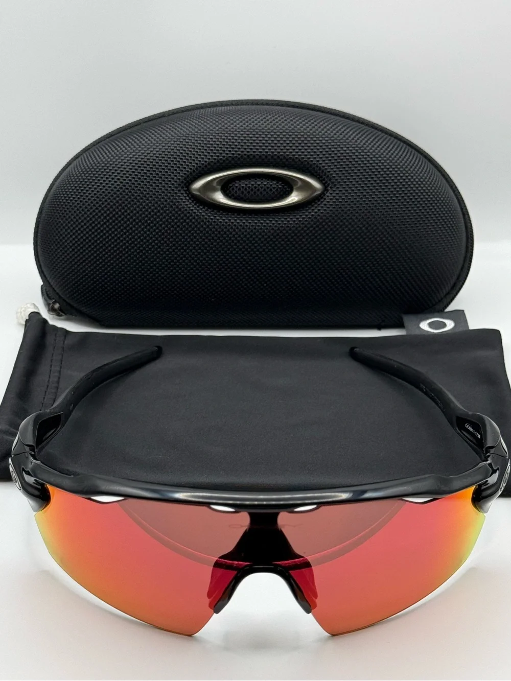 Oakley Radar EV Pitch 009211-1738